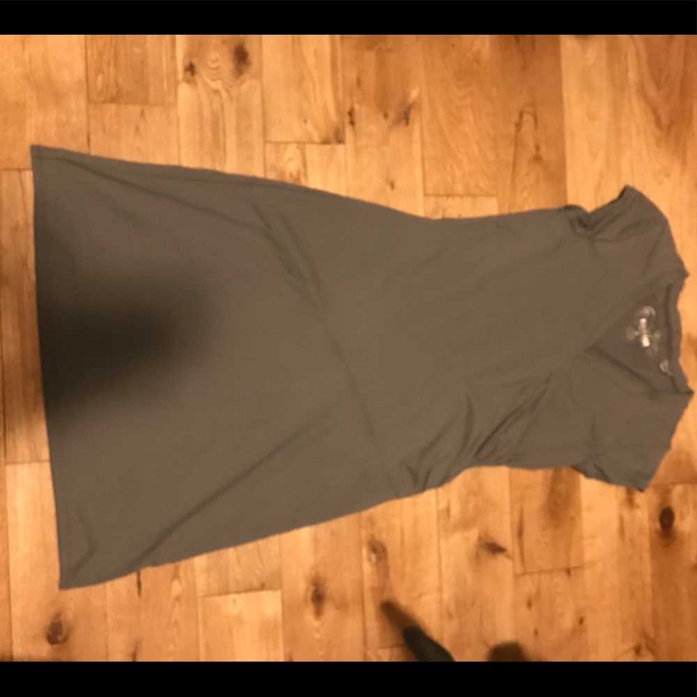 Magellan dress women’s medium in GRAY
